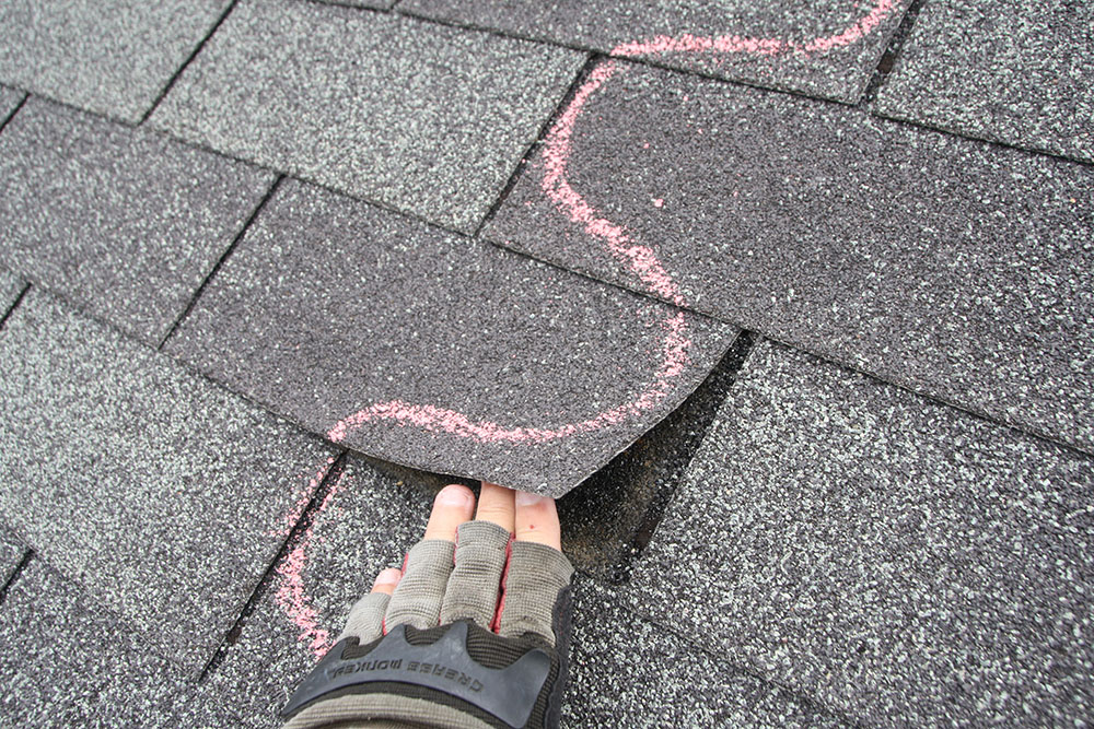 Signs of Roof Shingle Lift